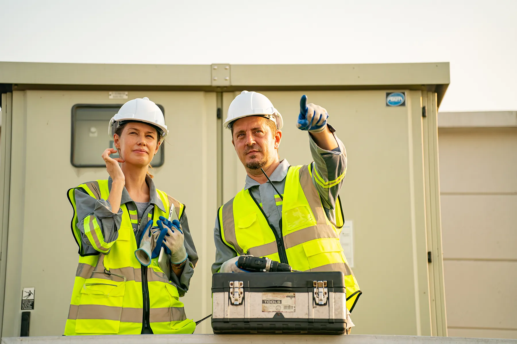 photovoltaic-panel-engineer-with-energy-measureme-2025-01-29-08-20-52-utc Engineer with a vibration monitoring tool working on reducing construction risk and improve project outcomes.